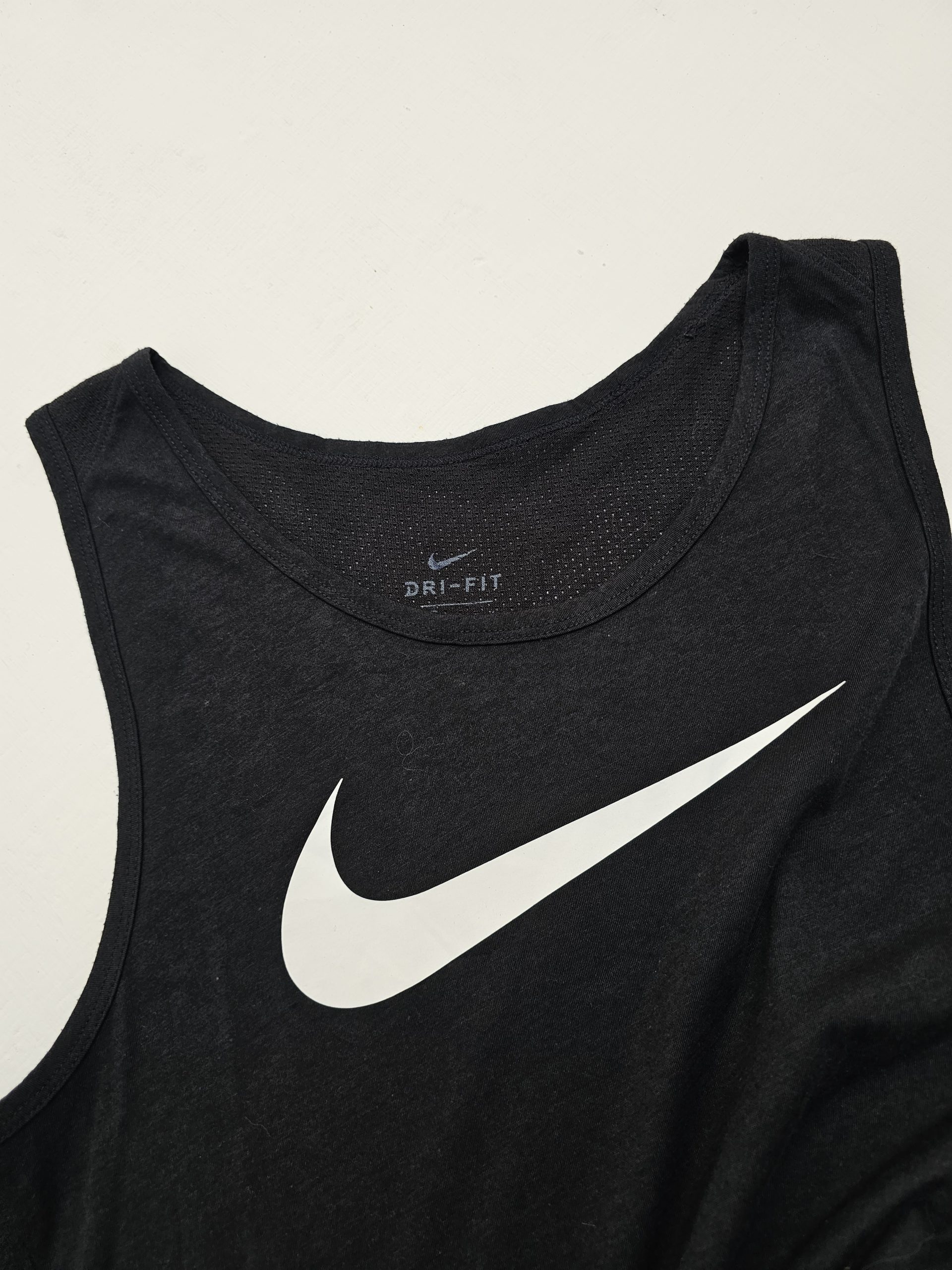 Polera Mujer Nike Talla M Bleaking Chile